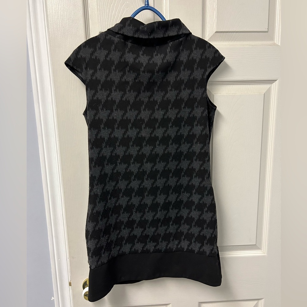 Express Dress - Picture 2 of 5